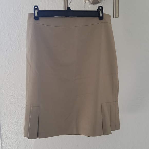 Women's Suit ! - Picture 3 of 4